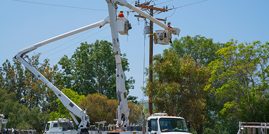 construction line crews in West Frankfort IL